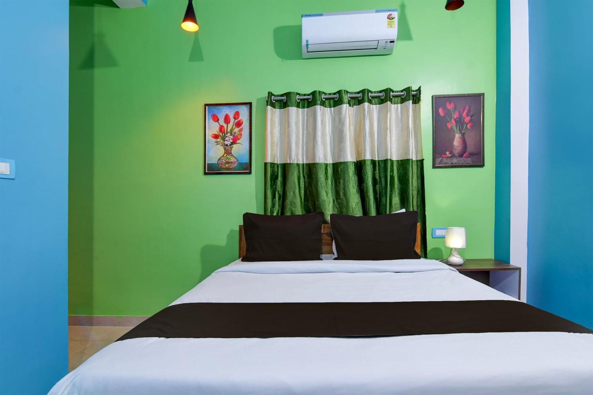 Hotel O Blue Valley Khandagiri Bagian luar foto