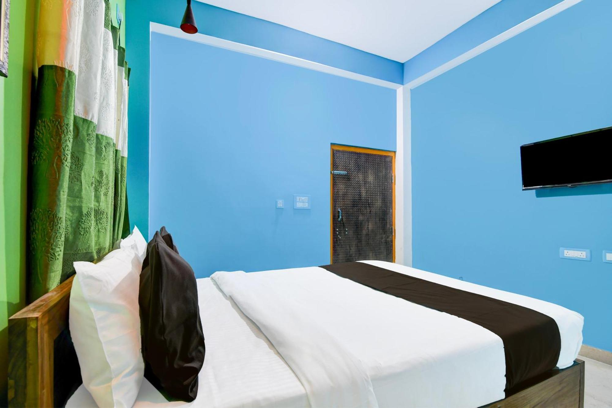 Hotel O Blue Valley Khandagiri Bagian luar foto